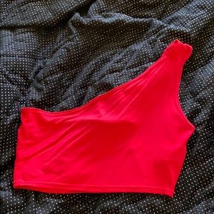 one shoulder crop top